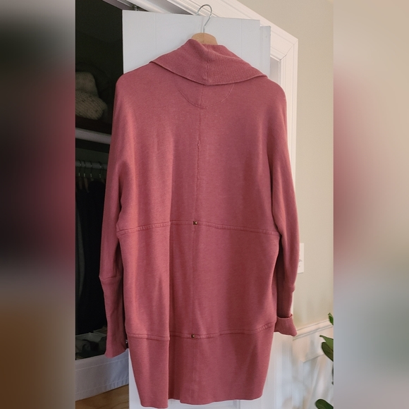 Wilfred Cardigan size small - Picture 4 of 10